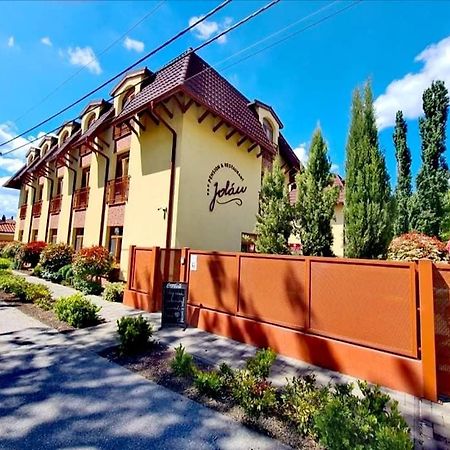 Jolan Pension & Restaurant Cicov Exterior foto