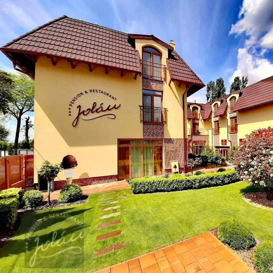 Jolan Pension & Restaurant Cicov Exterior foto