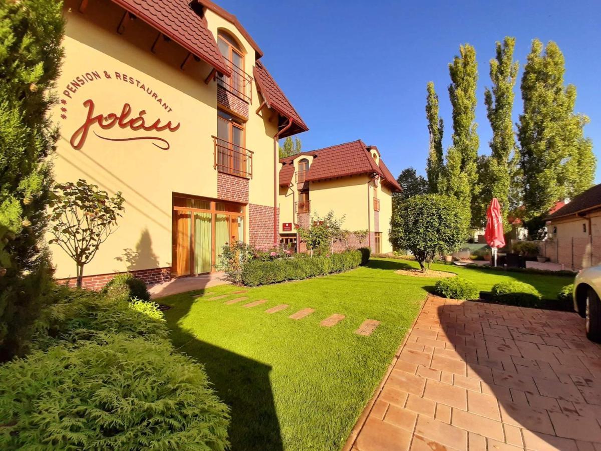 Jolan Pension & Restaurant Cicov Exterior foto
